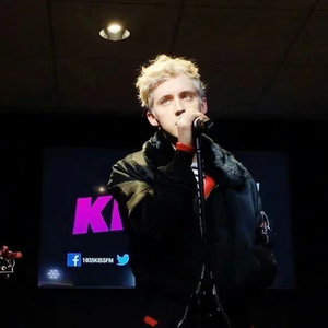 在线电影一区二区三区
